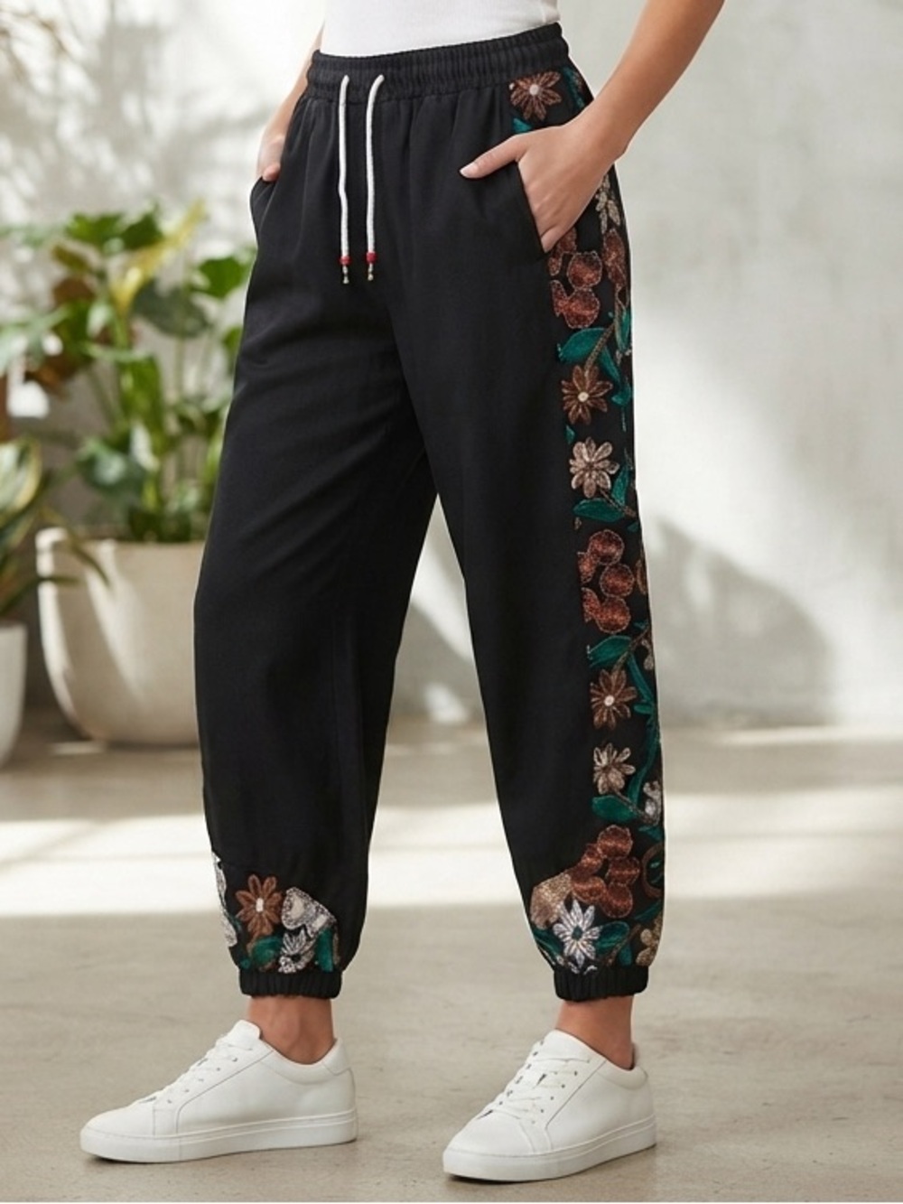 Heavy Cotton Embroidered Black Jogger Baggy Pants with Floral Embroidery NWT